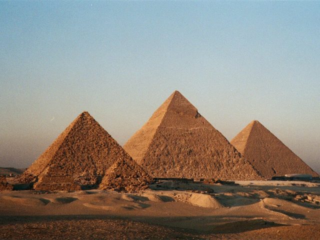 Cairo Day Trip from Hurghada with Wave2Way✨